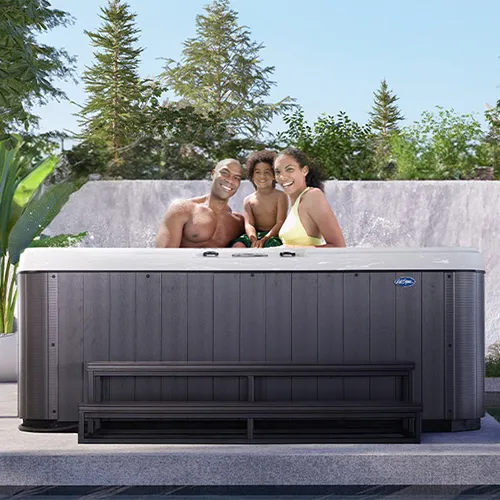 Patio Plus hot tubs for sale in Millhall